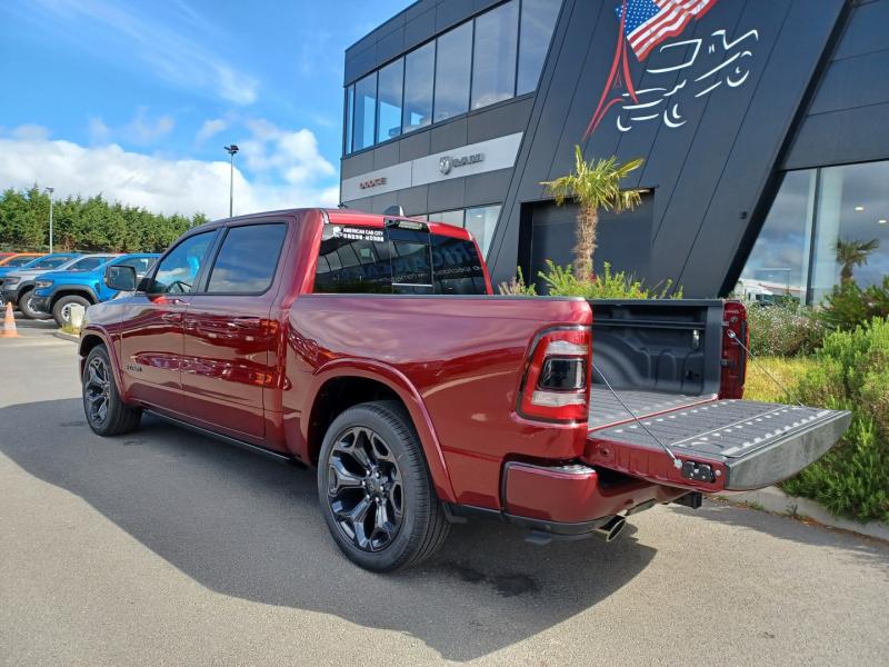 DODGE RAM 1500 CREW LIMITED NIGHT EDITION