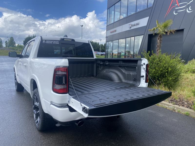 DODGE RAM Crew Limited Night Edition