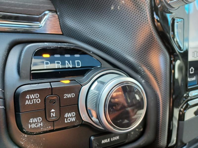 DODGE RAM Crew Limited Night Edition