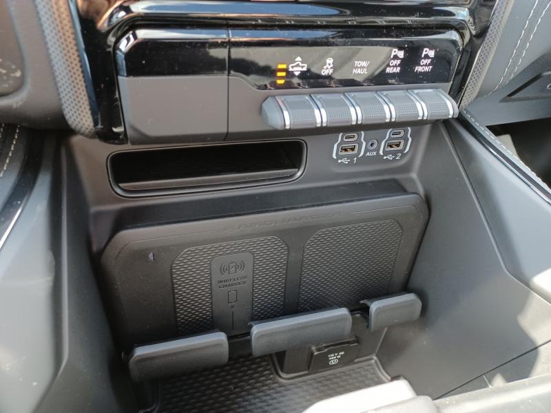 DODGE RAM Crew Limited Night Edition