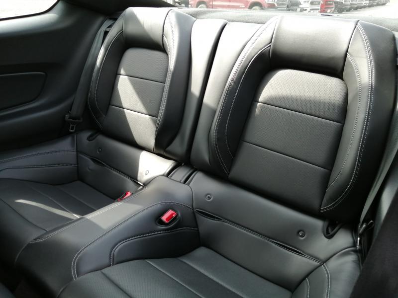 FORD MUSTANG GT 5.0L V8 BVA