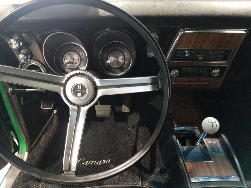 CHEVROLET CAMARO V8 327 BOITE MECA 4