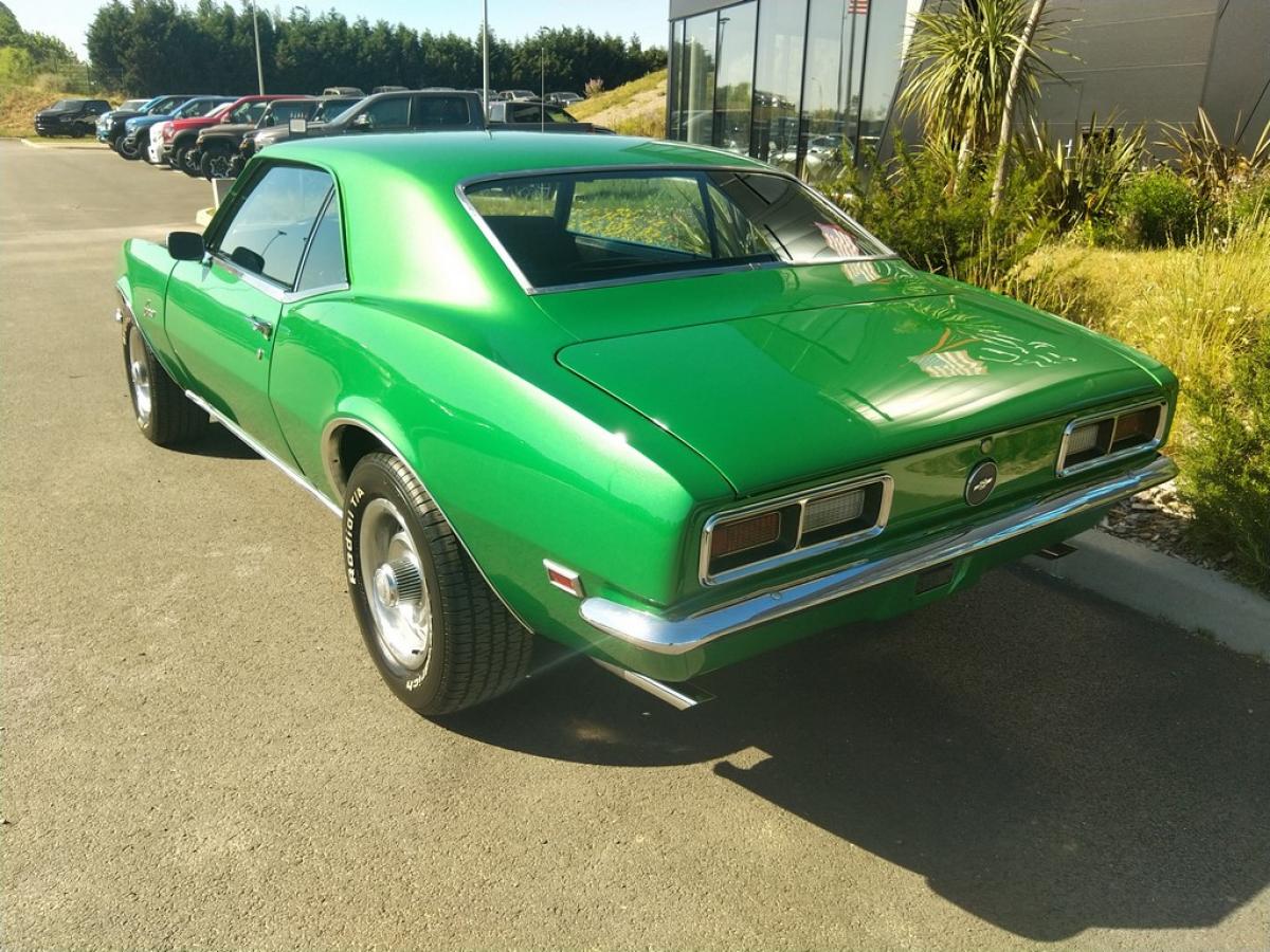 CHEVROLET CAMARO V8 327 BOITE MECA 4