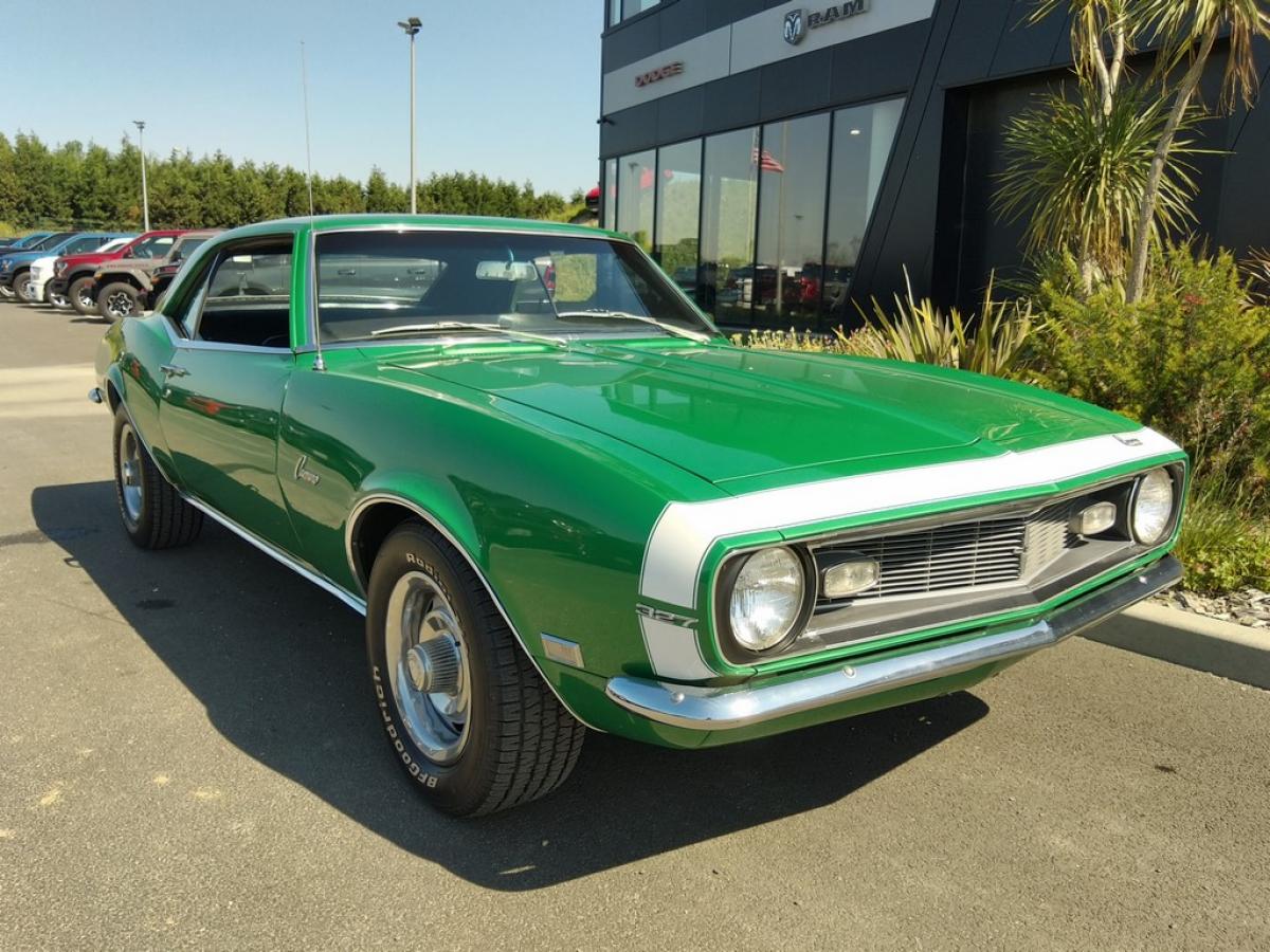 CHEVROLET CAMARO V8 327 BOITE MECA 4