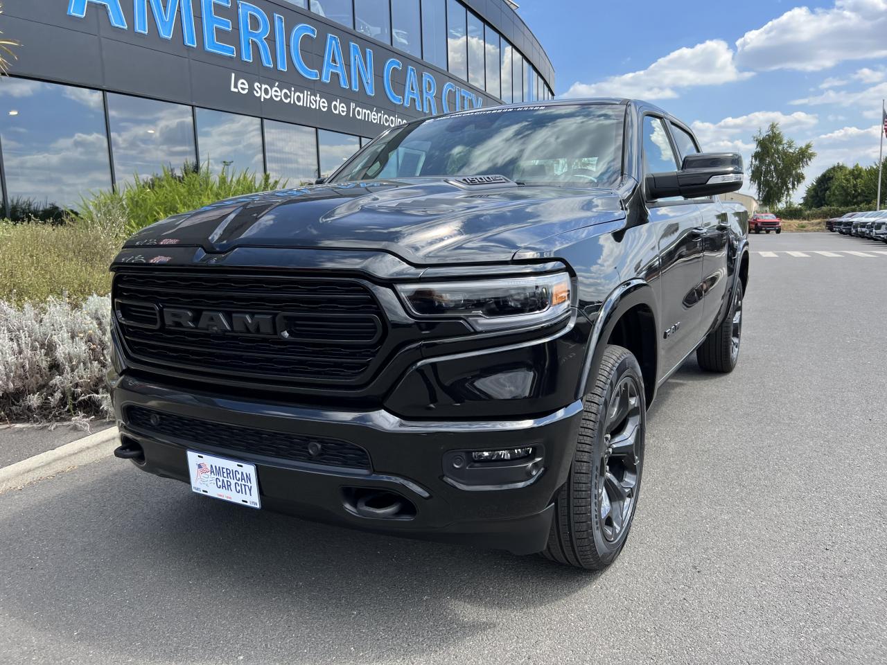 DODGE RAM 1500 CREW LIMITED NIGHT EDITION 2022