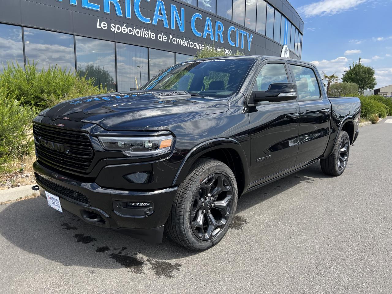 DODGE RAM 1500 CREW LIMITED NIGHT EDITION 2022