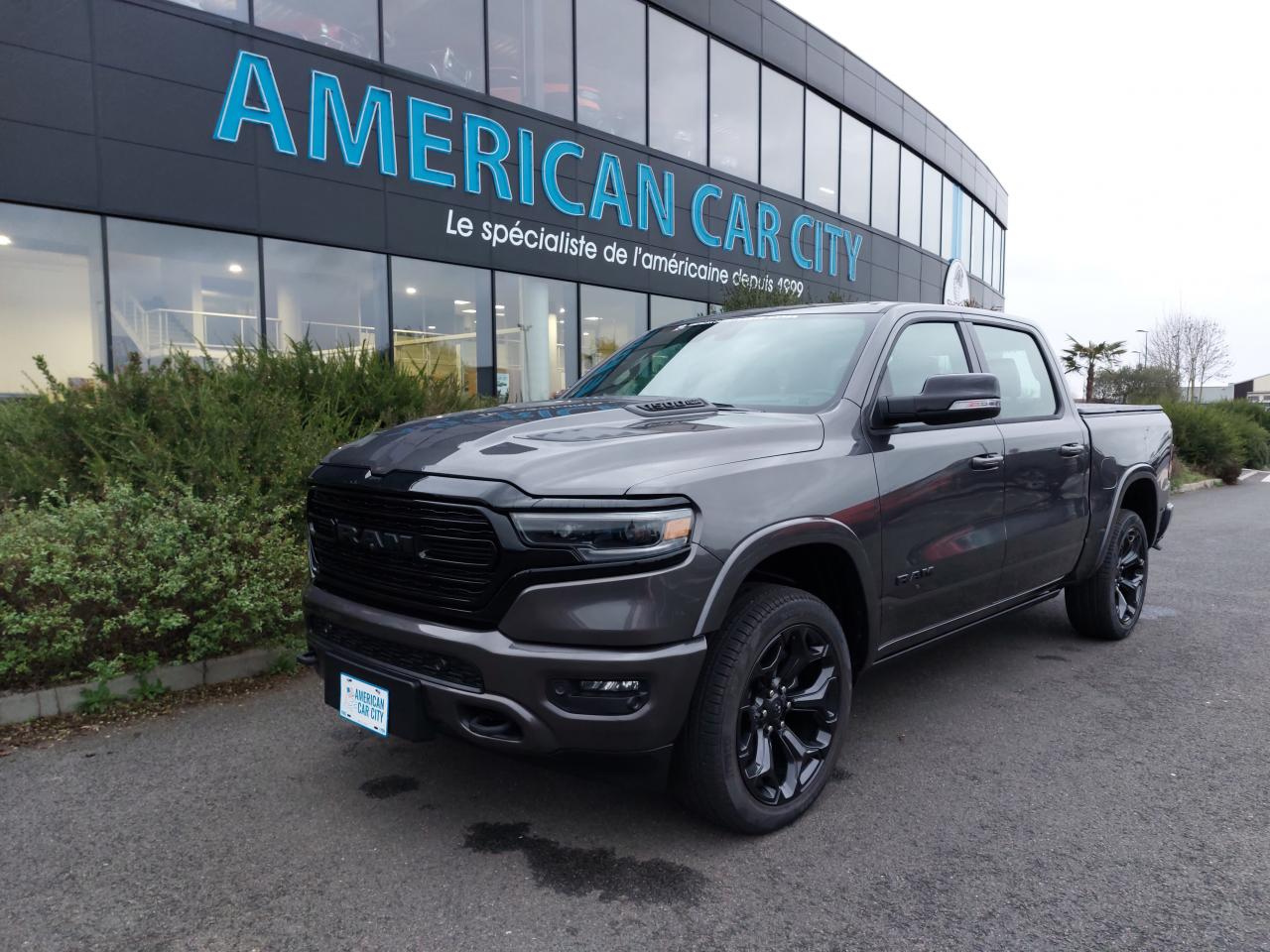 DODGE RAM 1500 CREW LIMITED NIGHT EDITION 2022