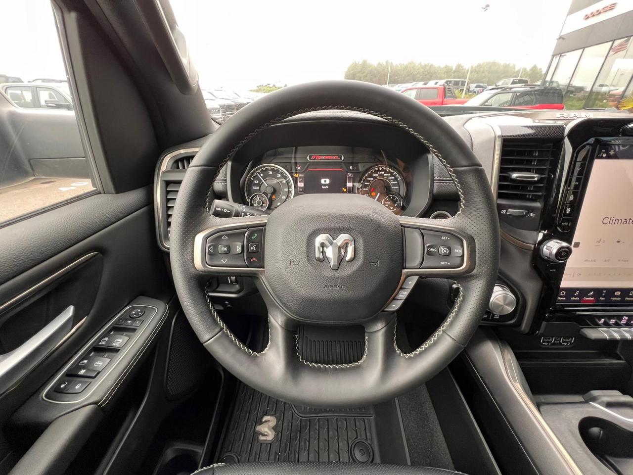 DODGE RAM 1500 CREW REBEL NIGHT EDITION 2022