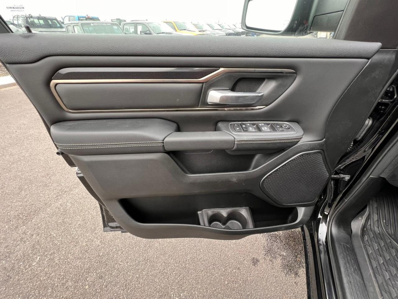DODGE RAM 1500 CREW REBEL NIGHT EDITION 2022