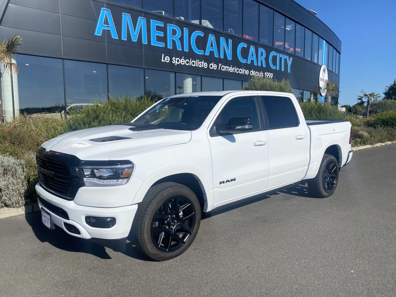 DODGE RAM 1500 CREW LARAMIE SPORT BOX NIGHT EDITION