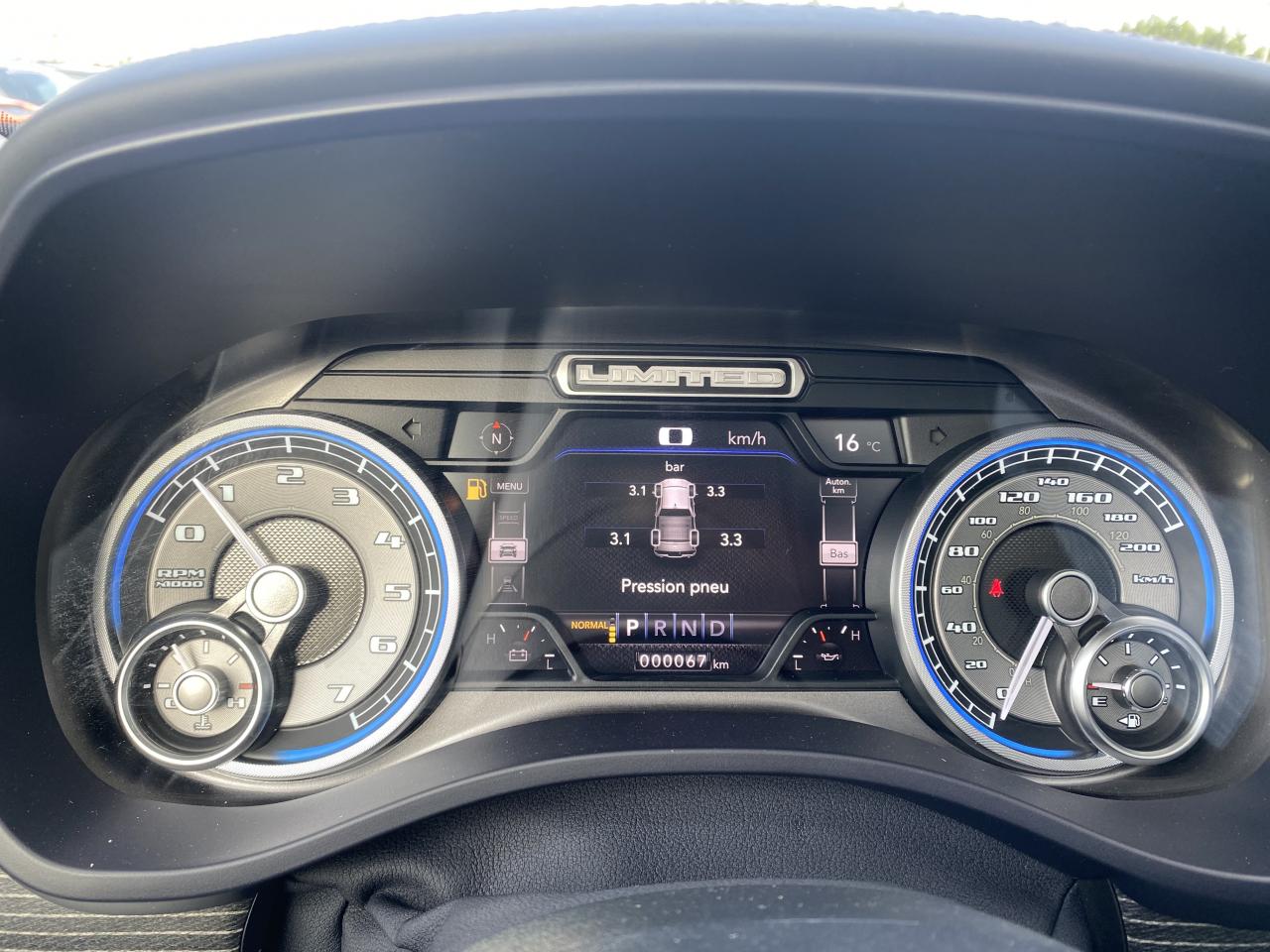 DODGE RAM 1500 CREW LIMITED 10th anniversary RAMBOX