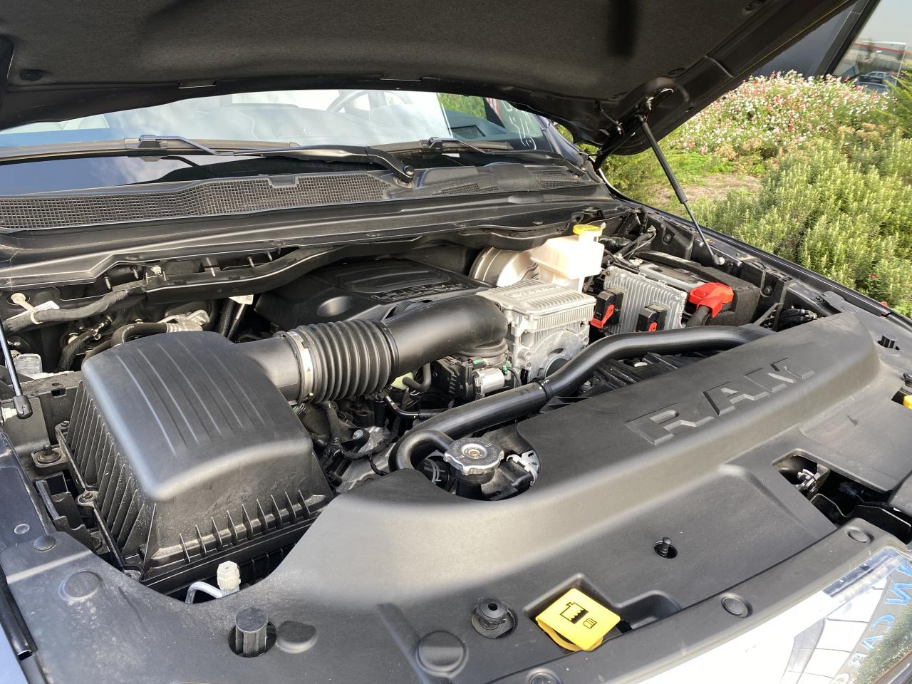 DODGE RAM 1500 CREW LIMITED 10th anniversary RAMBOX