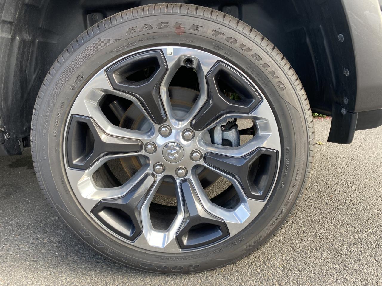 DODGE RAM 1500 CREW LIMITED 10th anniversary RAMBOX