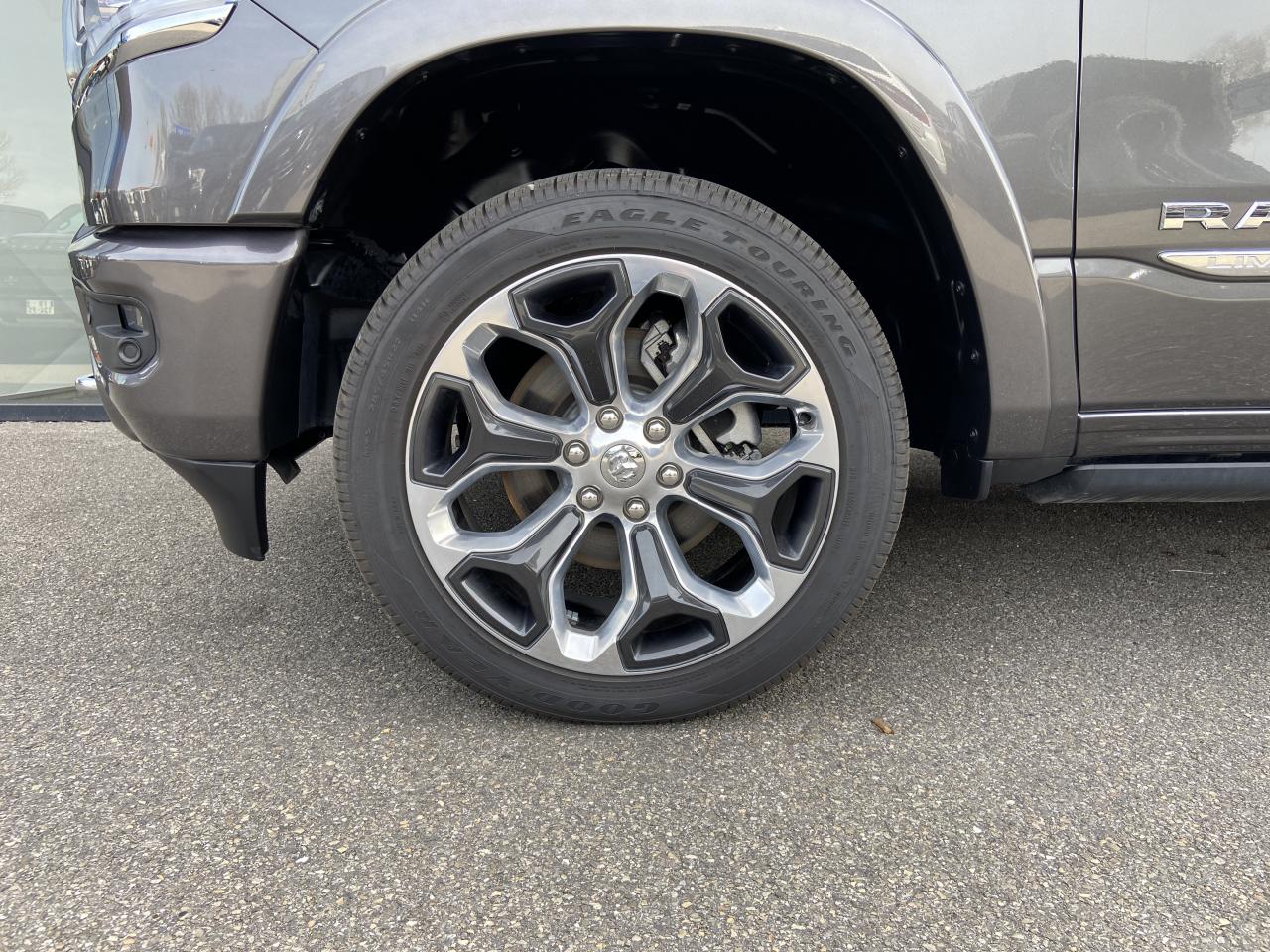 DODGE RAM 1500 CREW LIMITED 10th anniversary RAMBOX