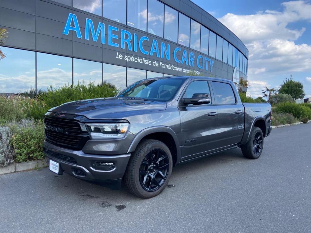 DODGE RAM 1500 CREW LARAMIE SPORT NIGHT EDITION RAMBOX