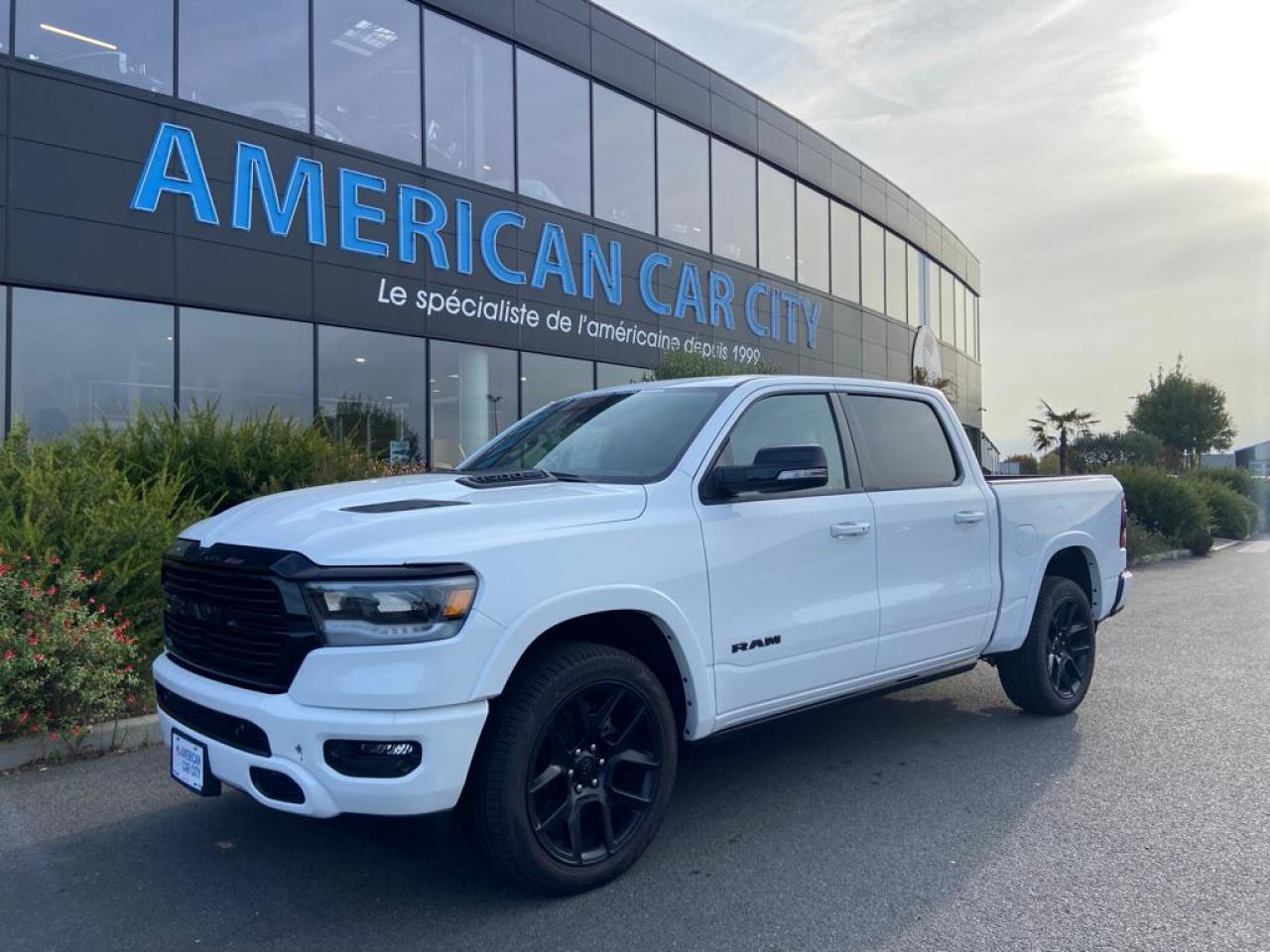 DODGE RAM 1500 CREW LARAMIE SPORT NIGHT EDITION