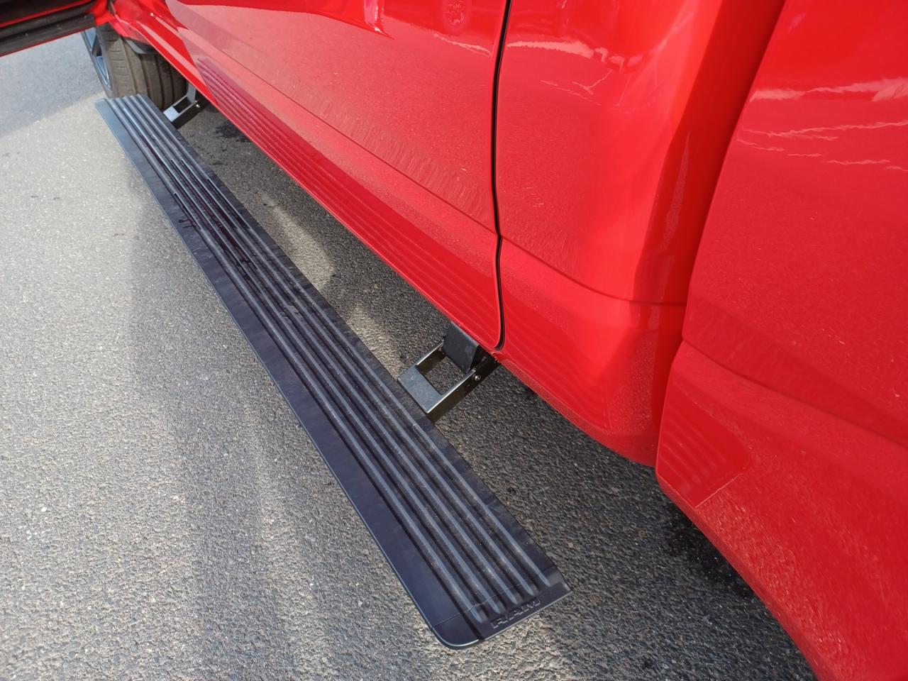 DODGE RAM 1500 CREW LARAMIE SPORT NIGHT EDITION RAMBOX