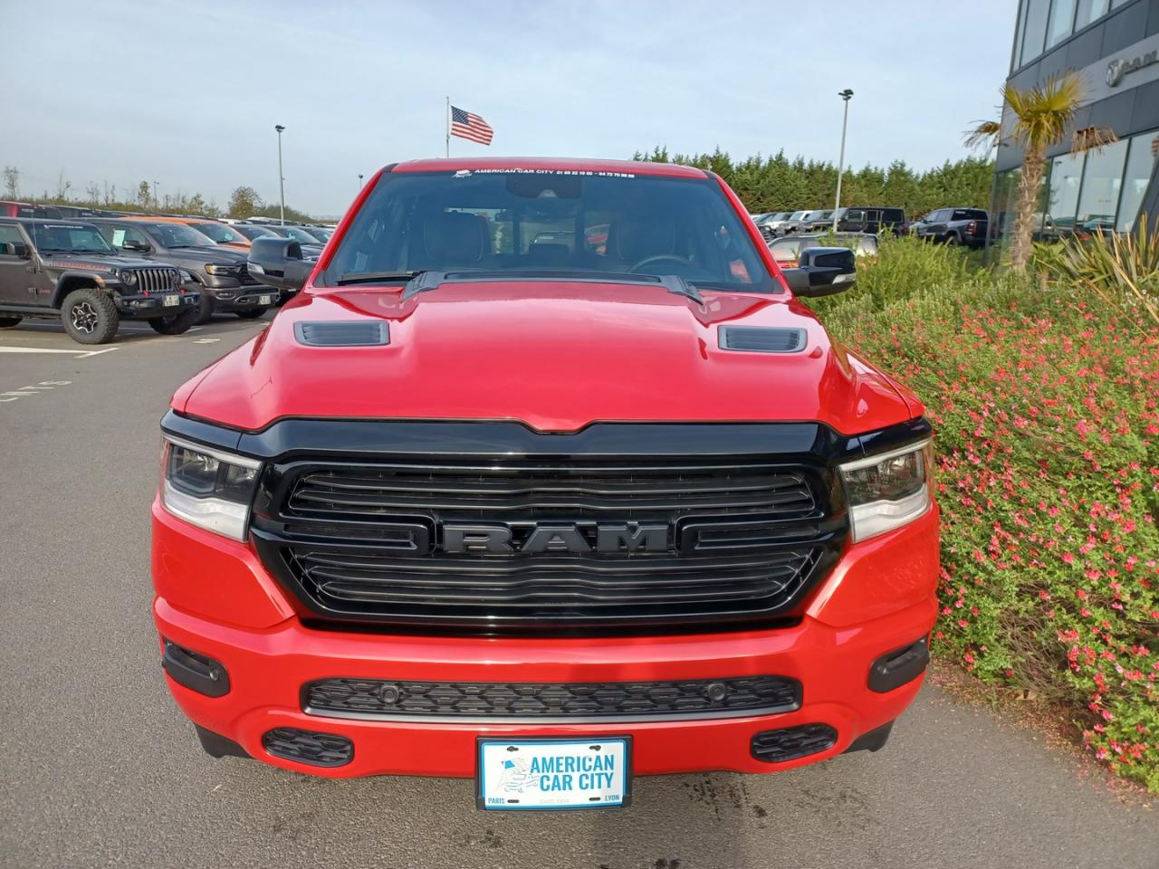 DODGE RAM 1500 CREW LARAMIE SPORT NIGHT EDITION RAMBOX