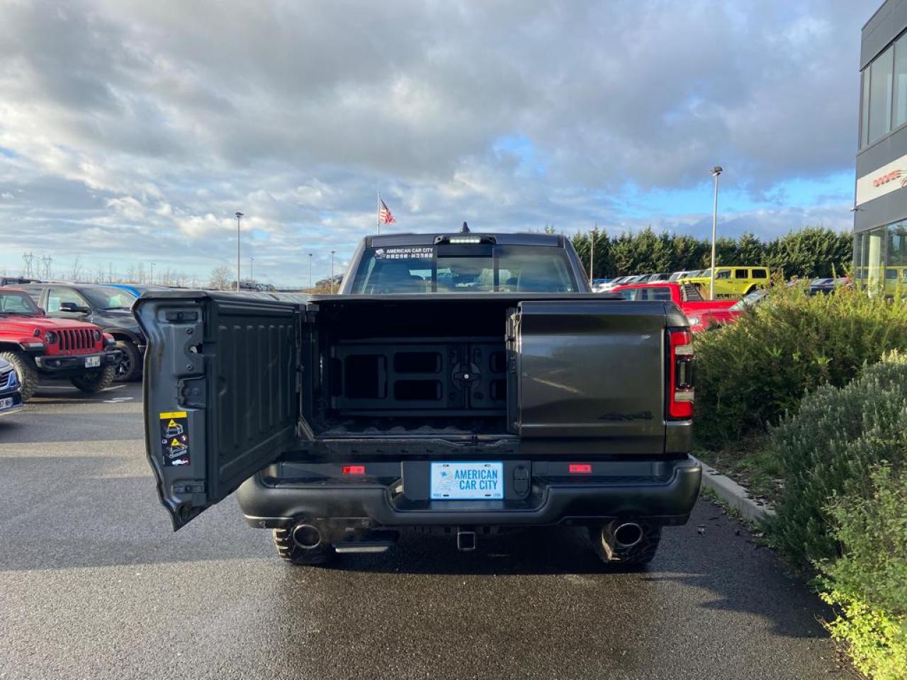 DODGE RAM 1500 CREW REBEL G/T AIR RAMBOX