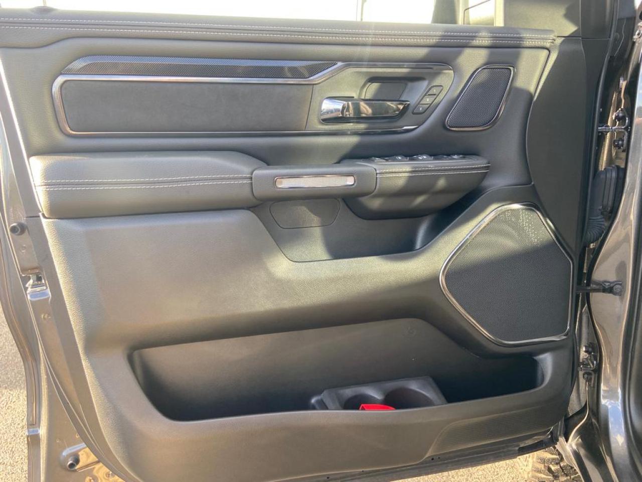 DODGE RAM 1500 CREW REBEL G/T AIR RAMBOX