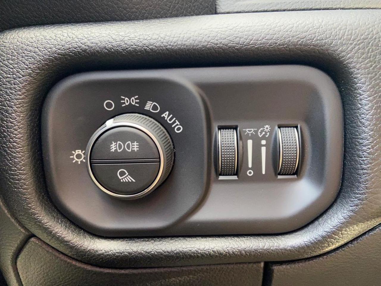 DODGE RAM 1500 CREW REBEL G/T AIR RAMBOX