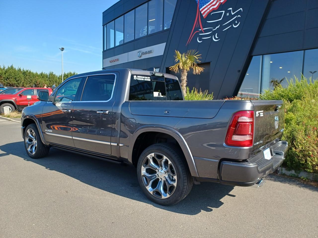 DODGE RAM 1500 CREW LIMITED 10th anniversary RAMBOX