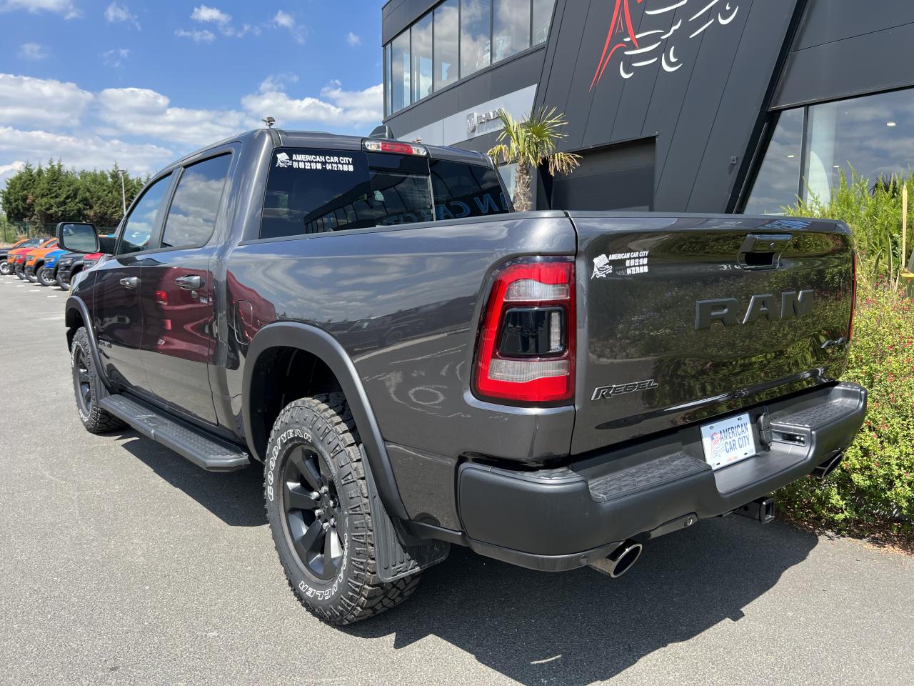 DODGE RAM 1500 CREW LIMITED NIGHT EDITION 2022