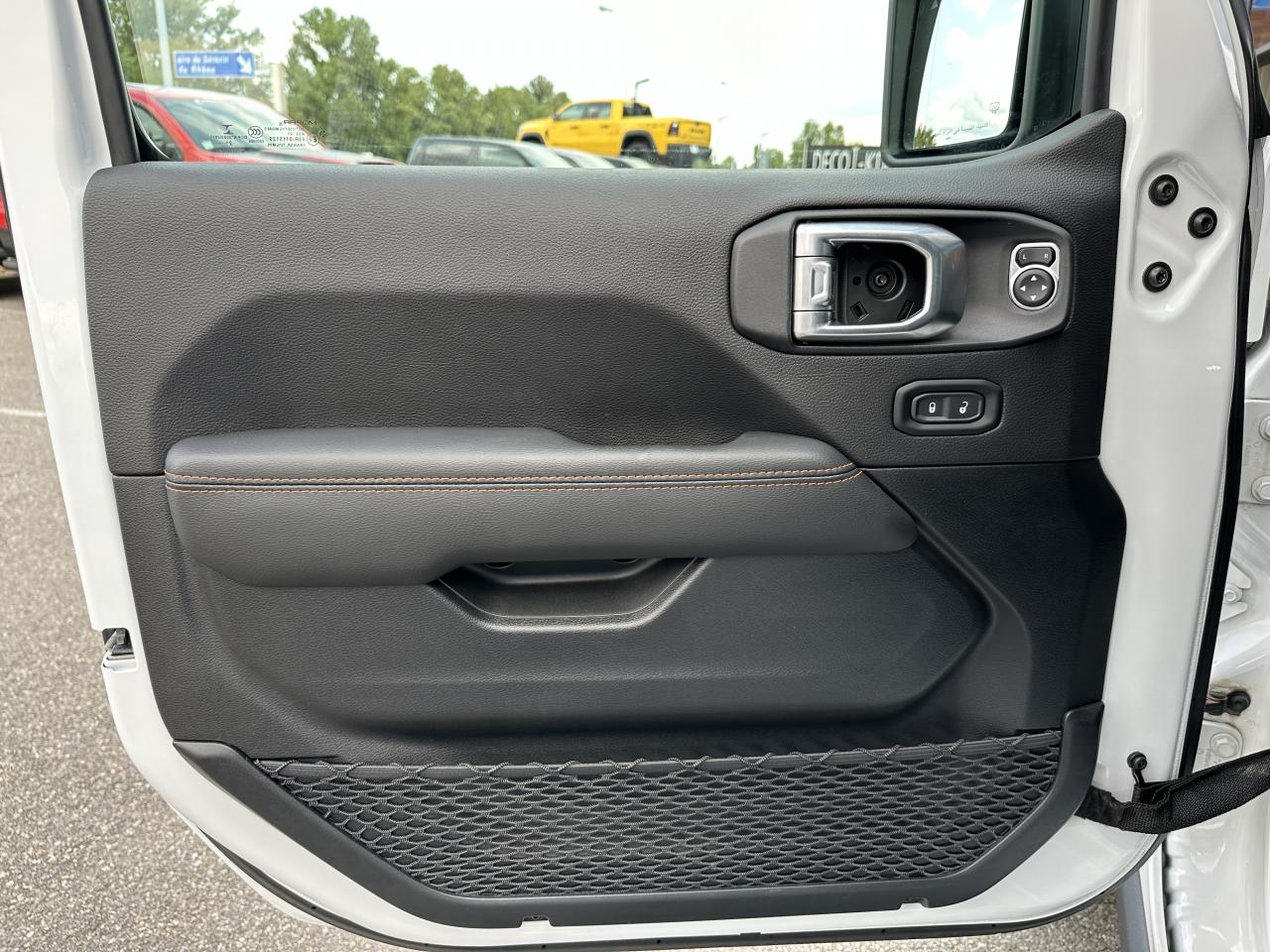 JEEP GLADIATOR Crew cab MOJAVE V6 3.6L Pentastar VVT