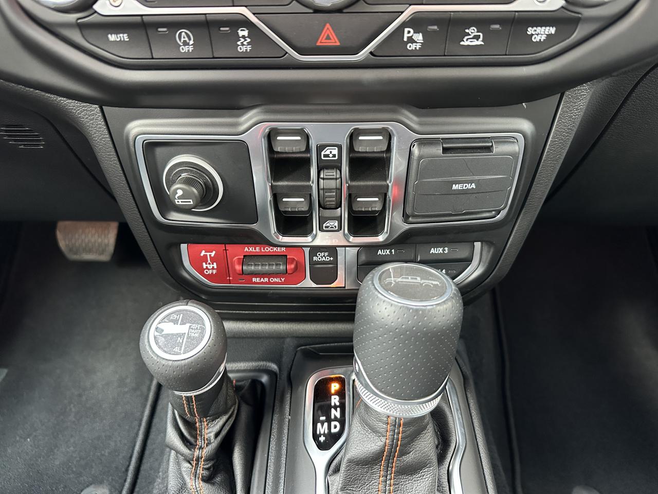 JEEP GLADIATOR Crew cab MOJAVE V6 3.6L Pentastar VVT