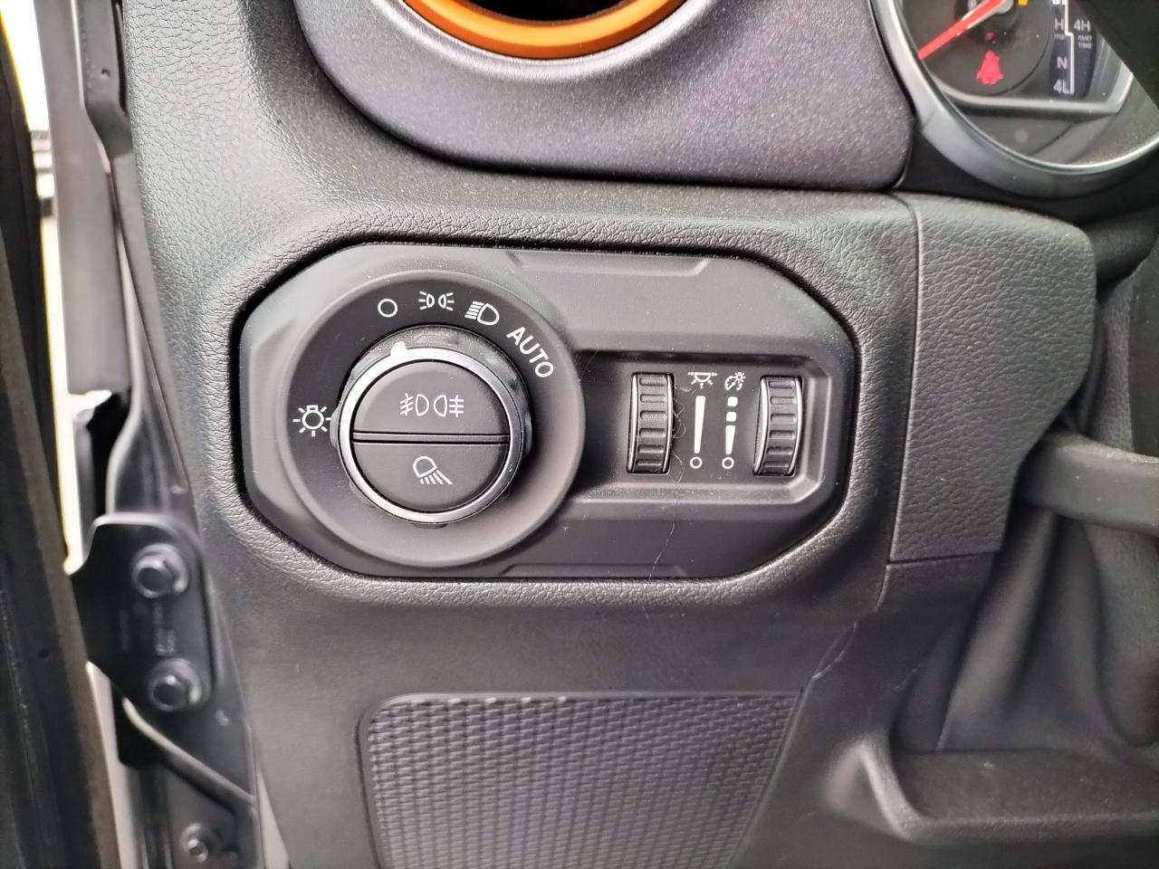 JEEP GLADIATOR Crew cab MOJAVE V6 3.6 L Pentastar VVT