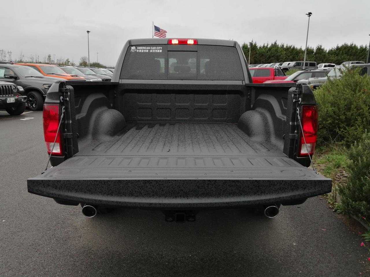 DODGE RAM CREW SLT CLASSIC