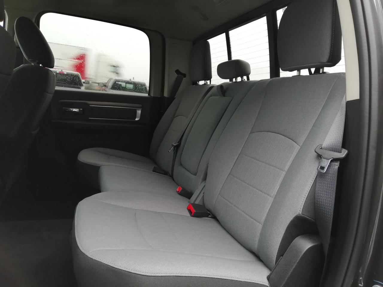 DODGE RAM CREW SLT CLASSIC