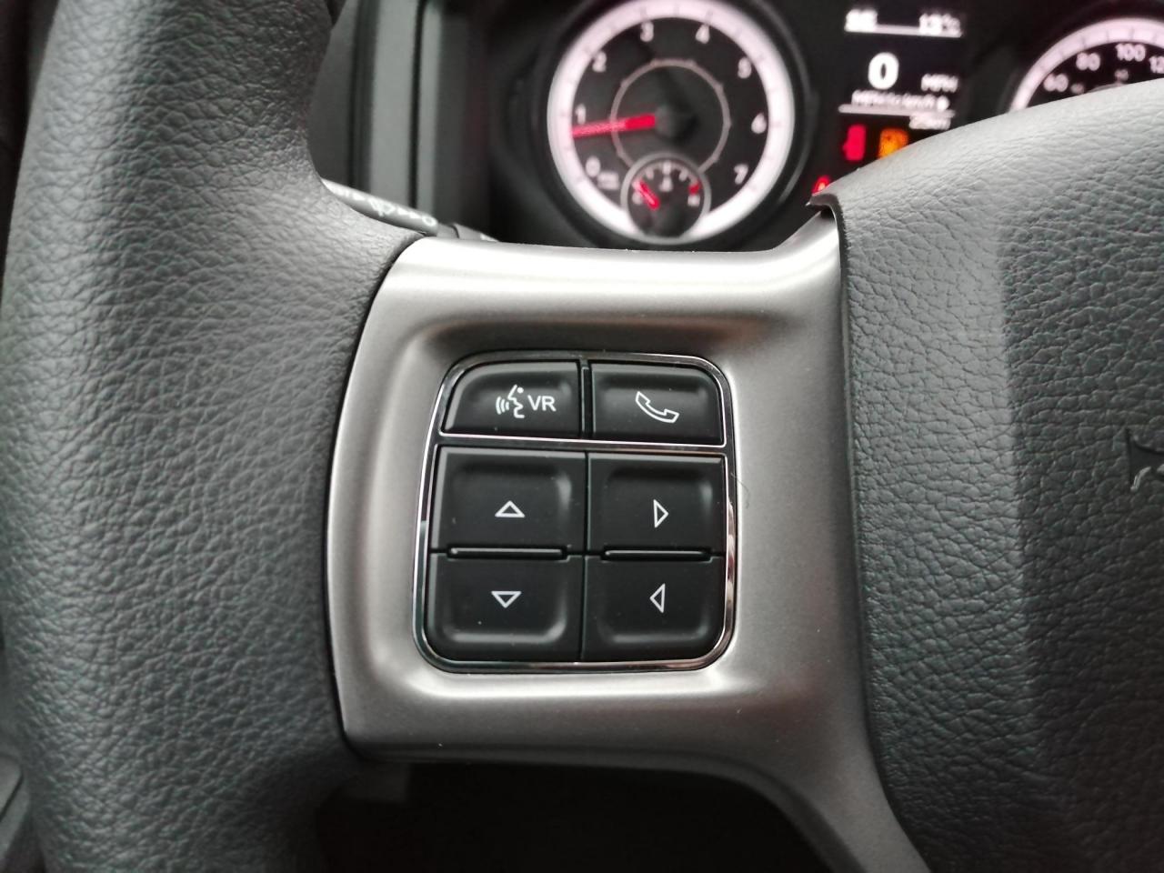 DODGE RAM CREW SLT CLASSIC