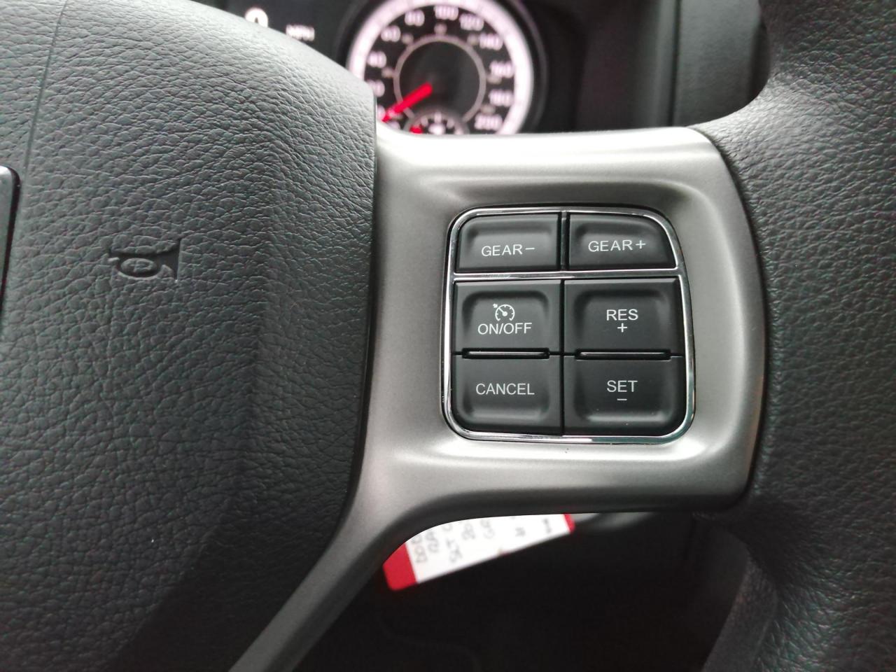 DODGE RAM CREW SLT CLASSIC