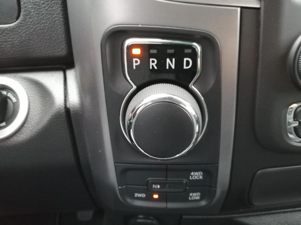 DODGE RAM CREW SLT CLASSIC