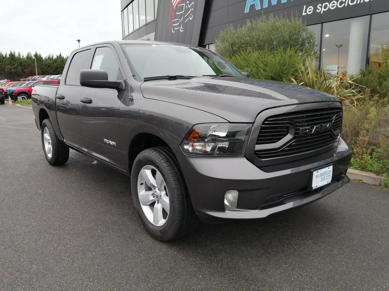 DODGE RAM CREW SLT CLASSIC