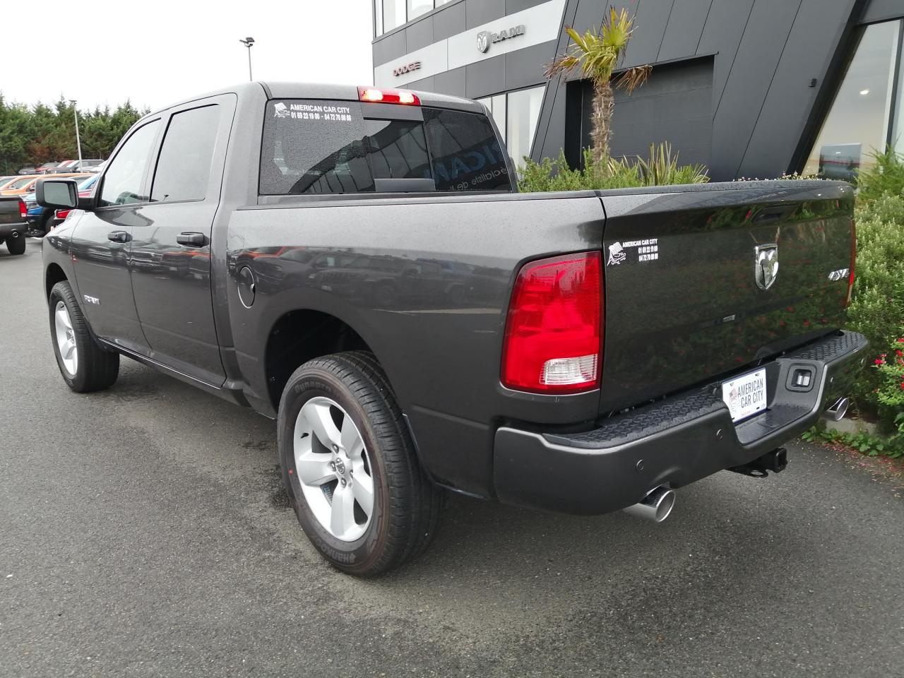DODGE RAM CREW SLT CLASSIC