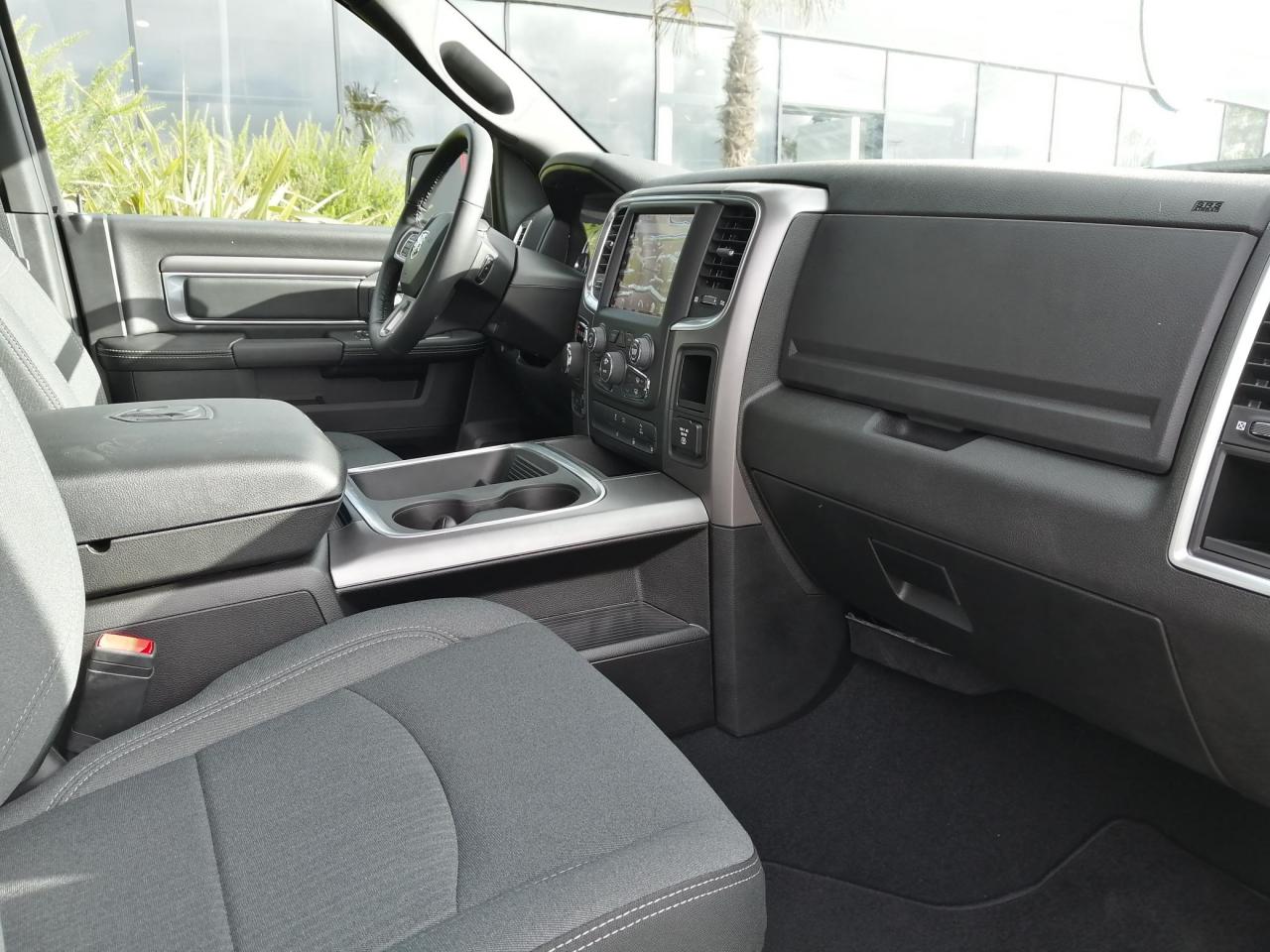 DODGE RAM 1500 Crew Cab SLT WARLOCK