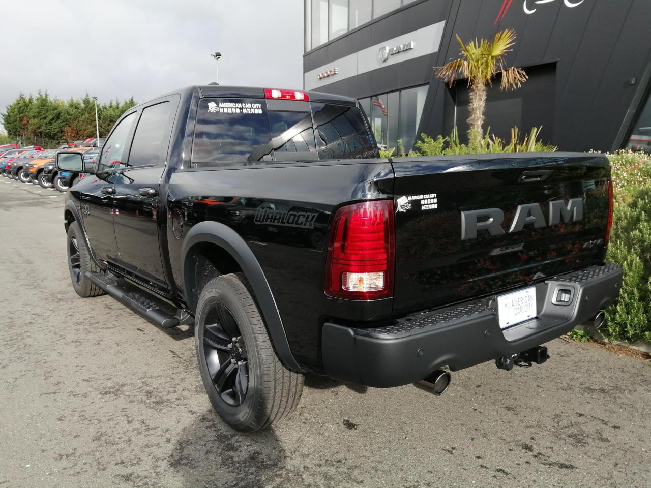 DODGE RAM 1500 Crew Cab SLT WARLOCK