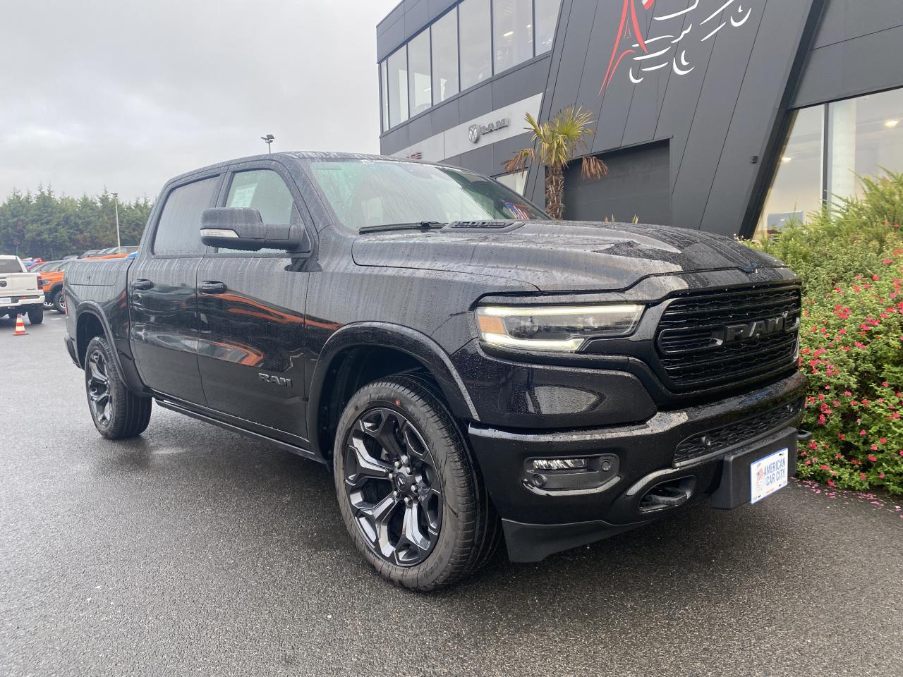 DODGE RAM 1500 CREW LIMITED NIGHT EDITION RAMBOX