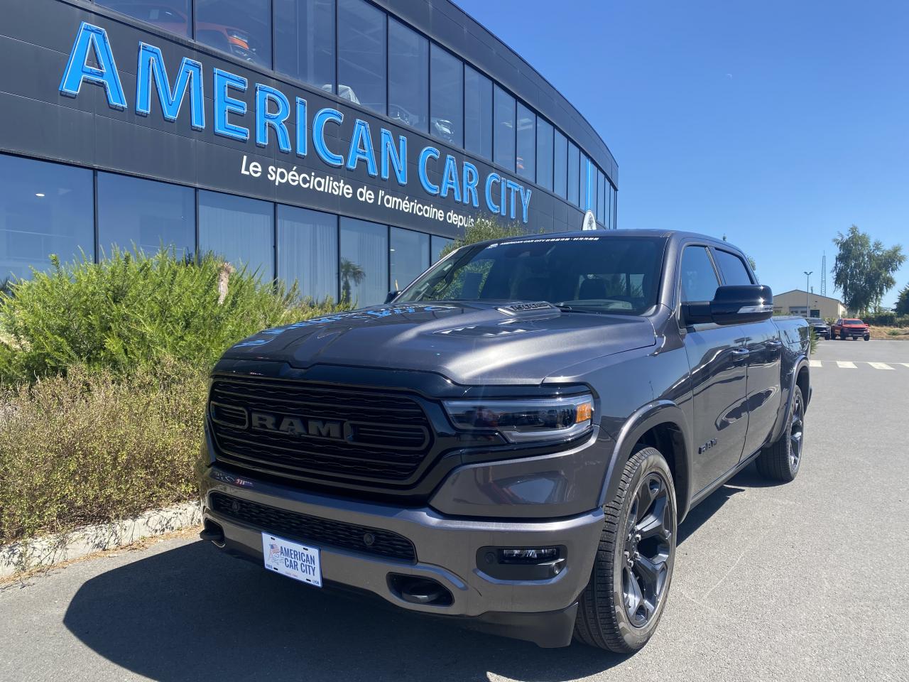 DODGE RAM 1500 CREW LIMITED NIGHT EDITION RAMBOX