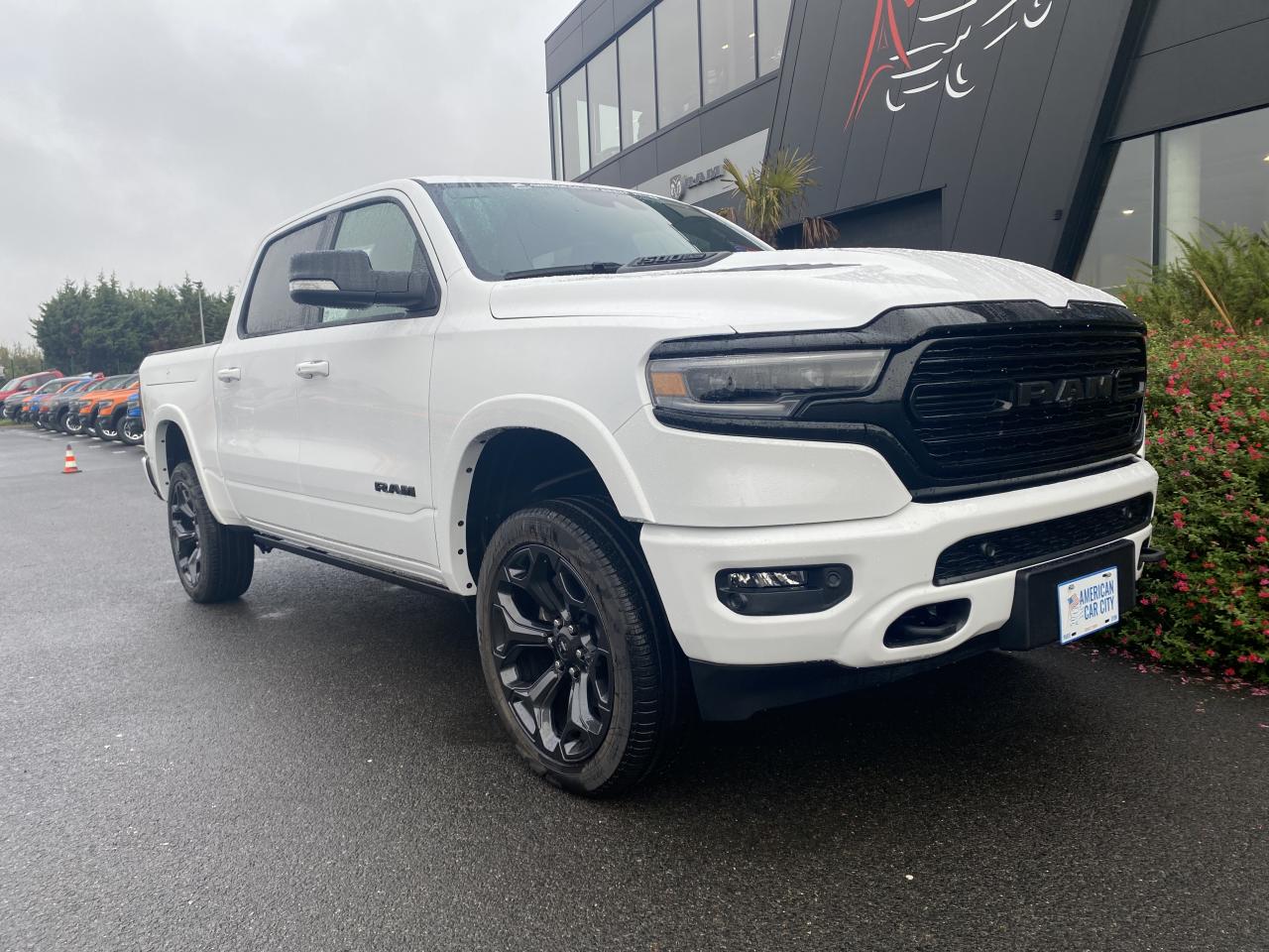 DODGE RAM 1500 CREW LIMITED NIGHT EDITION RAMBOX