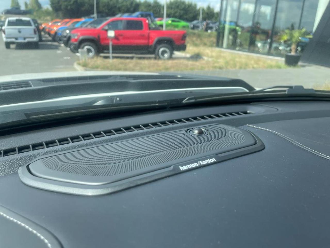 DODGE RAM 1500 CREW LIMITED NIGHT EDITION RAMBOX