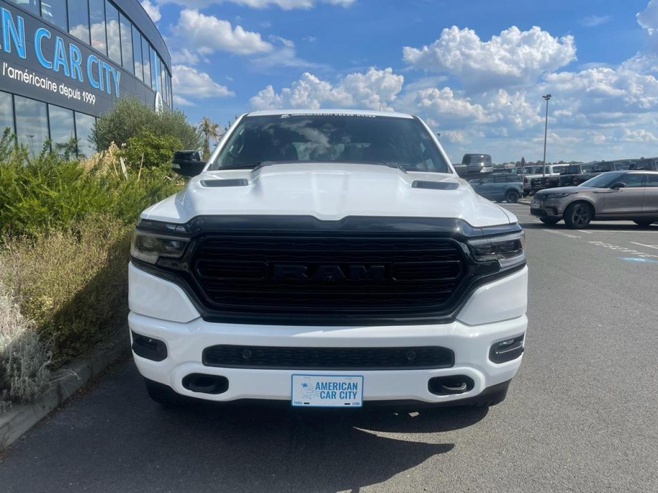 DODGE RAM 1500 CREW LIMITED NIGHT EDITION RAMBOX