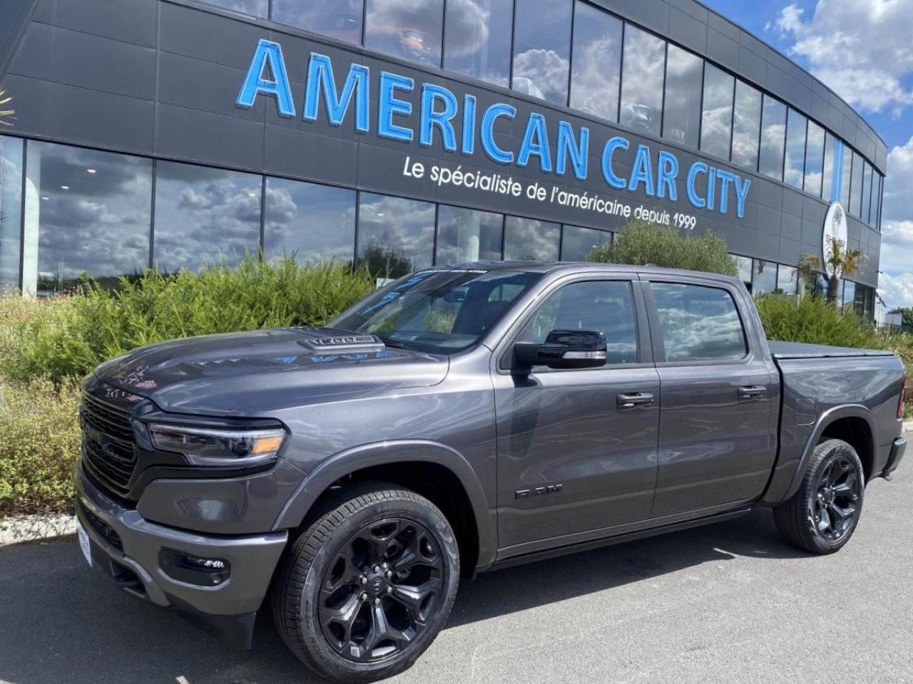 DODGE RAM 1500 CREW LIMITED NIGHT EDITION 2022