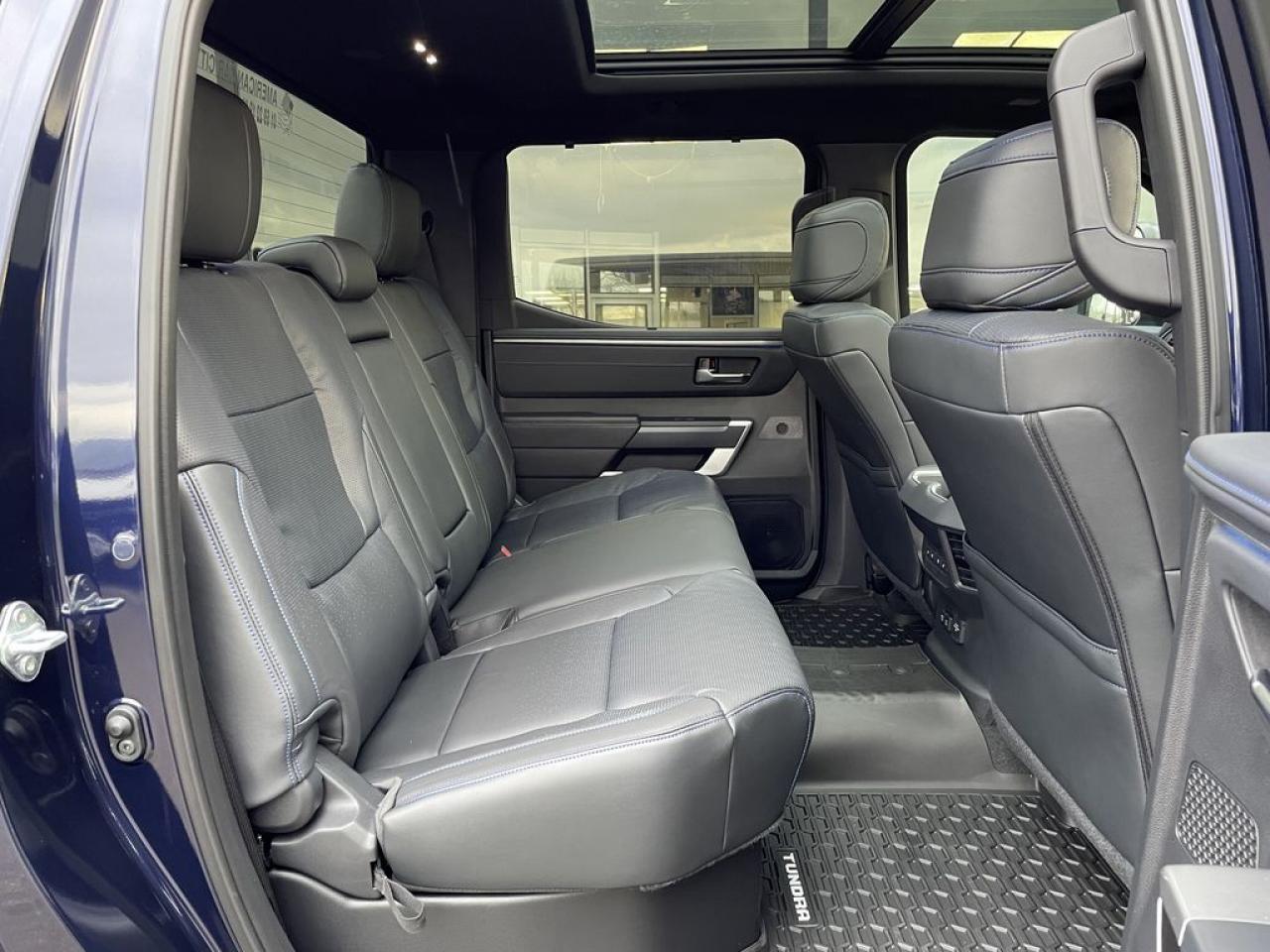 TOYOTA TUNDRA Crewmax PLATINUM