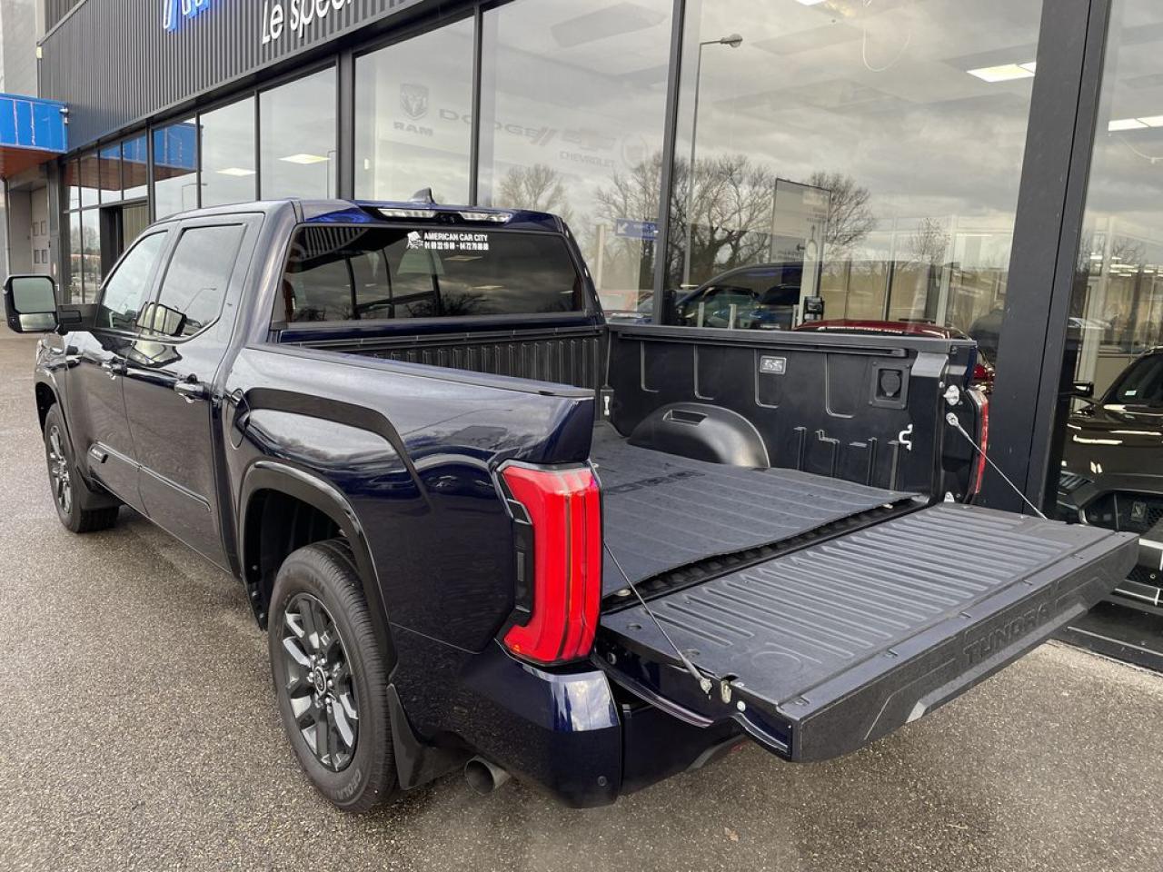 TOYOTA TUNDRA Crewmax PLATINUM