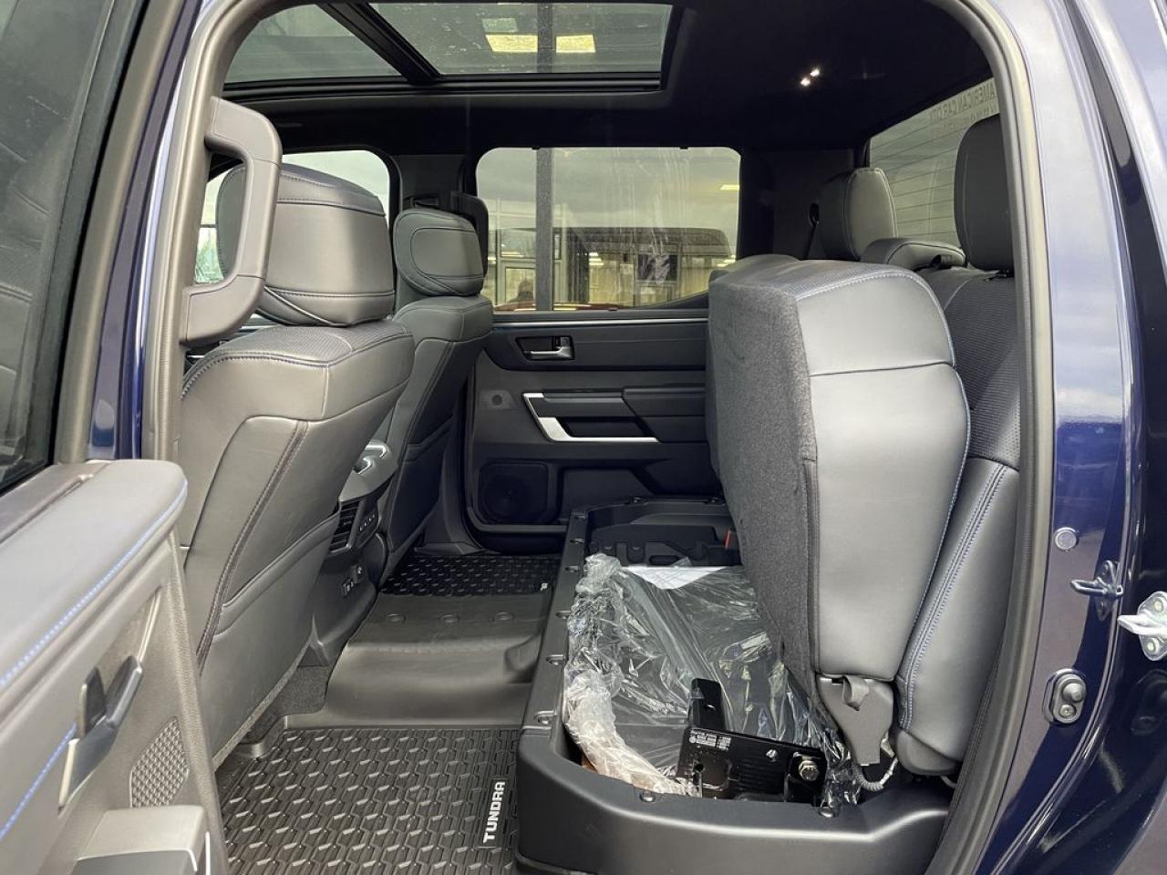 TOYOTA TUNDRA Crewmax PLATINUM