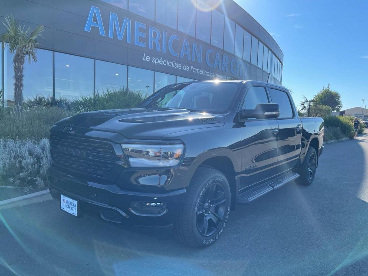 DODGE RAM 1500 CREW SPORT