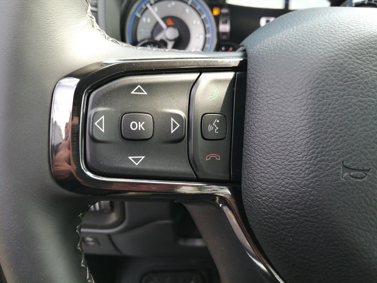 DODGE RAM 1500 CREW LIMITED NIGHT EDITION